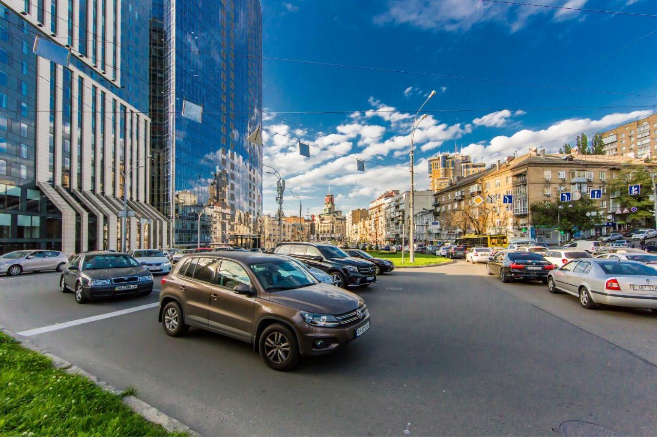 Простора 3 Кім Кварт В Самому Центрі Києва З Двома Окремими Спальнями Трц Гуллівер 基輔 外观 照片